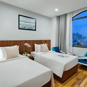 Hotel Lotus Hotel&skybar